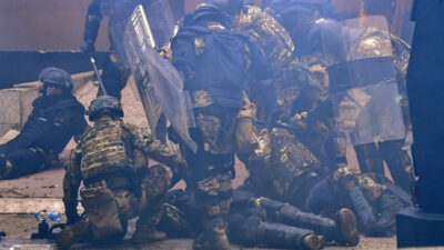 NATO’dan Kosova’ya ek askeri güç