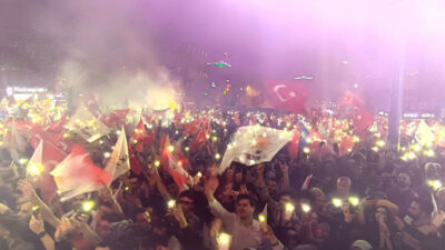 Bursa’da Cumhurbaşkanı Erdoğan’ın seçim zaferi kutlanıyor