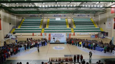 Yıldırım Belediyesi Okul Sporları Şenliği tamamladı