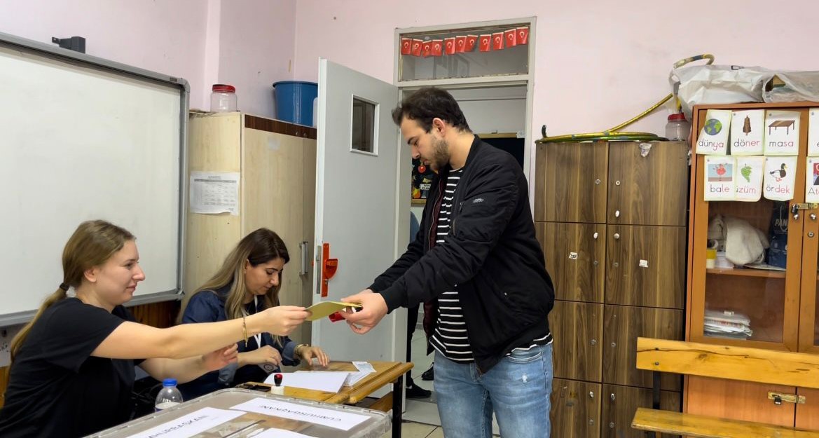 Bursalılar sandığa koştu!