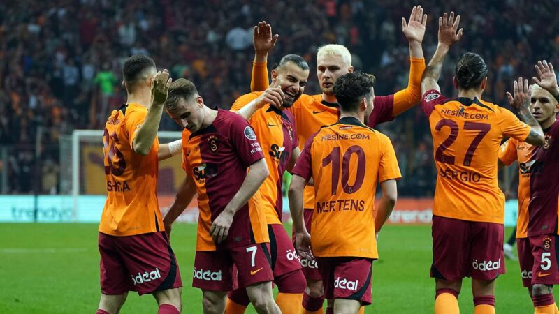 Galatasaray istatistiklerde de zirvede Spor Toto Süper Lig lideri Galatasaray, istatistiklerde de zirvede yer