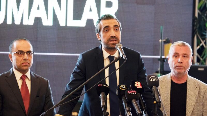Gelecek Partisi’nde 11 tepki istifası Gelecek Partisi Kurucular Kurulu ve yönetim kurulundan 11 kişi istifa