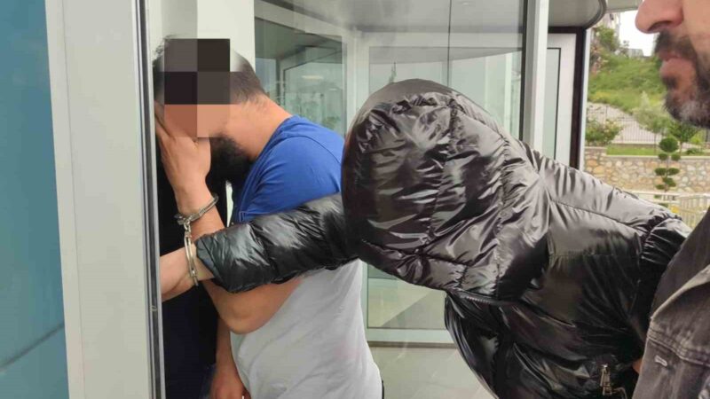 Yer: Bursa… İkinci motosikleti çalarken yakalandılar Orhangazi İlçe Emniyet Müdürlüğü ekipleri, gece yarısı motosiklet çalan hırsızların