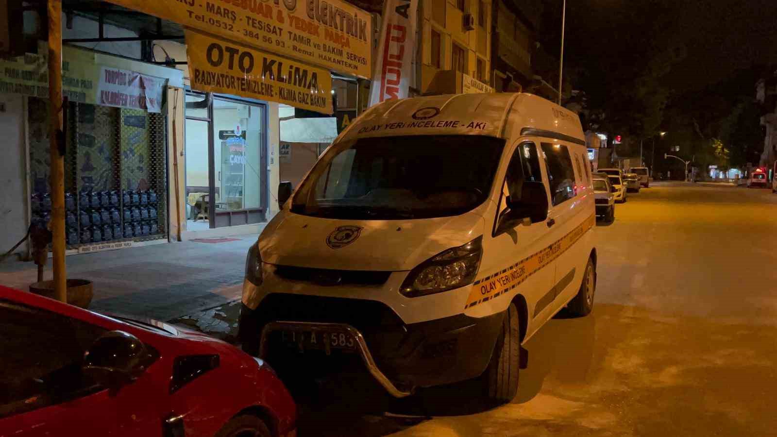 Bursa’da işyerine kurşun yağdırdılar