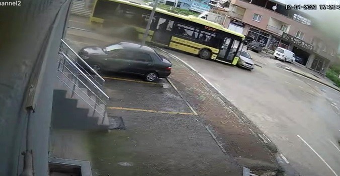 Bursa’da kazalar kamerada