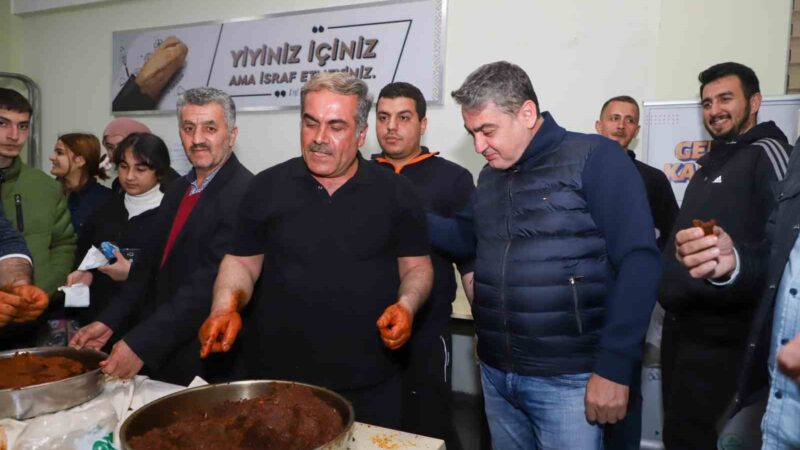 Kültür Akademisi afetzede yüreklere dokundu Bursa Büyükşehir Belediyesi Kültür Şube Müdürlüğü bünyesinde faaliyetlerini yürüten Kültür