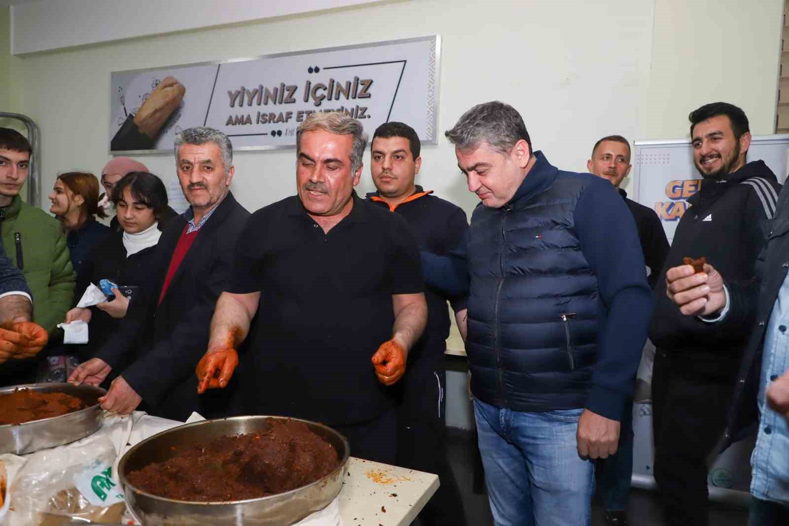 Kültür Akademisi afetzede yüreklere dokundu 1 kultur akademisi afetzede yureklere dokundu d884317