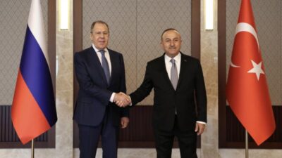 Bakan Çavuşoğlu, Rus mevkidaşı Lavrov ile görüştü