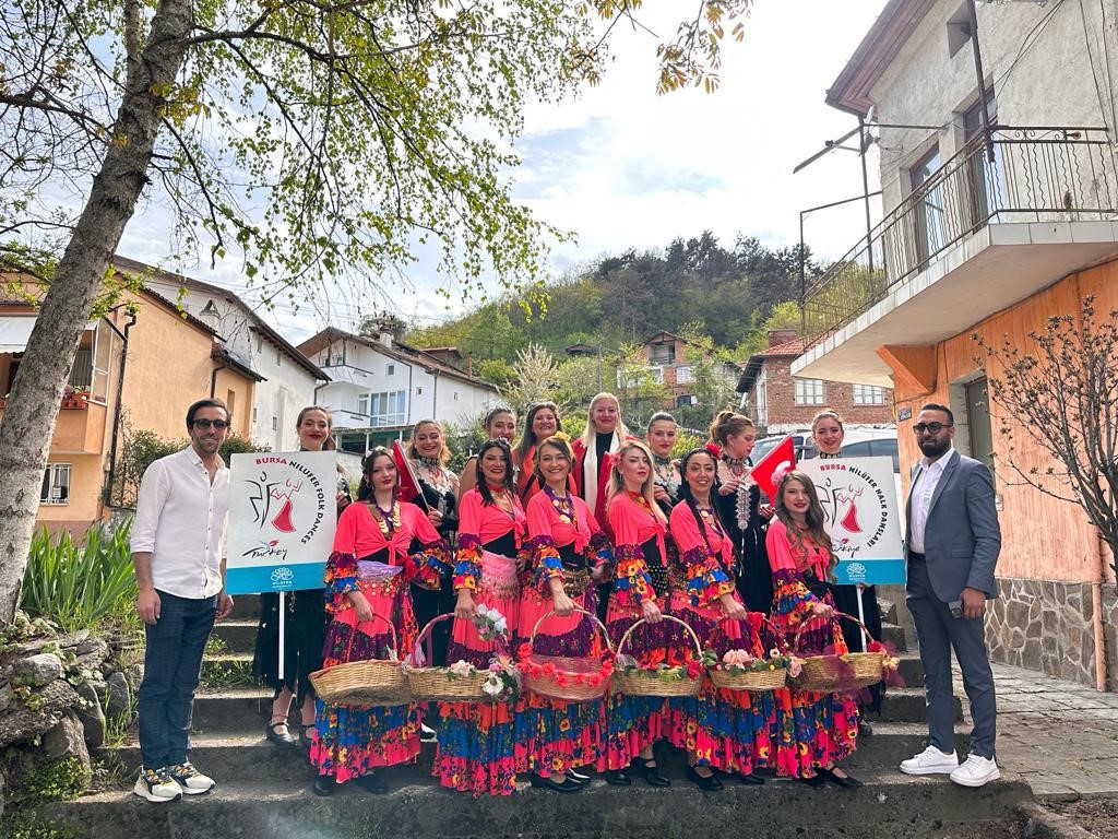 Nilüfer Belediyesi Halk Dansları Topluluğu Bulgaristan’da gönülleri fethetti 1 nilufer belediyesi halk danslari toplulugu bulgaristanda gonulleri fethetti f679a2f