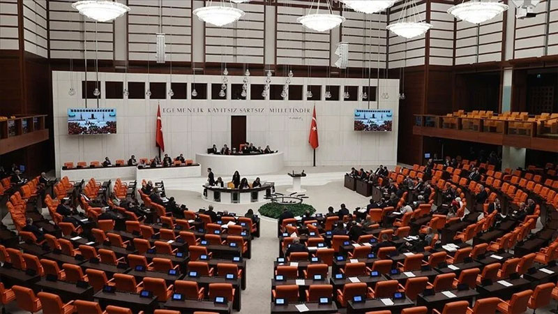 Meclis’te 2025’in ilk gündemi yeni anayasa
