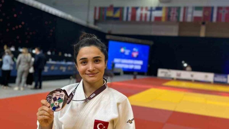 Osmangazili judocudan bronz madalya Osmangazi Belediyespor Judo Takımı sporcularından Melisa Çakmaklı Arslan, Bosna Hersek’in