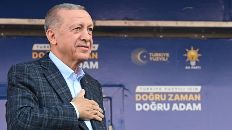 Cumhurbaşkanı Erdoğan’dan 28 Mayıs çağrısı Cumhurbaşkanı Recep Tayyip Erdoğan, "Yarın, Büyük Türkiye Zaferi için hep