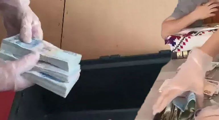 Polis müşteri gibi girdi! Bakkal görünümlü iş yerine polis baskını