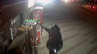 Bursa’da scoter ile cips hırsızlığı