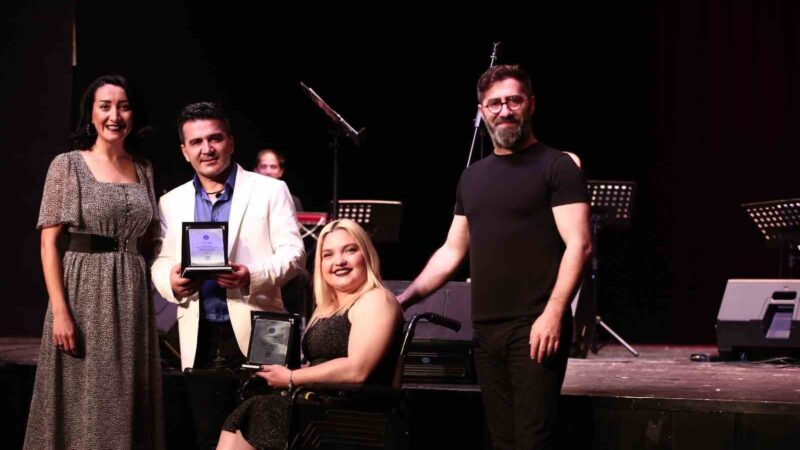 Bursa TKM’de türkü gecesi Bursa Büyükşehir Belediyesi Orkestra Şube Müdürlüğü Türk Halk Müziği Bölümü