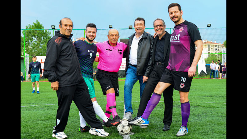 HOSAB 3. Bahar Futbol Turnuvası başladı Hasanağa Organize Sanayi Bölgesi’nde (HOSAB) faaliyet gösteren firmaların katıldığı Bahar