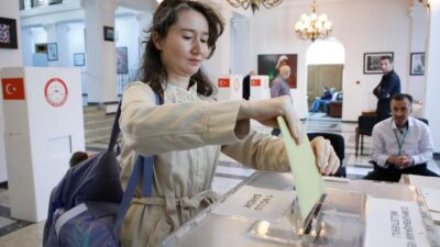 Yurt dışında oy kullanan seçmen sayısı ilk turu geçti
