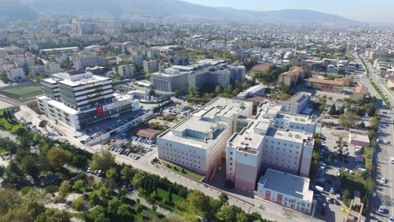 Bursa’nın sağlık üssü! Yılda 5 milyon hastaya hizmet… Günlük olarak acil dahil 12-13 bin hastaya ayaktan tedavi hizmeti