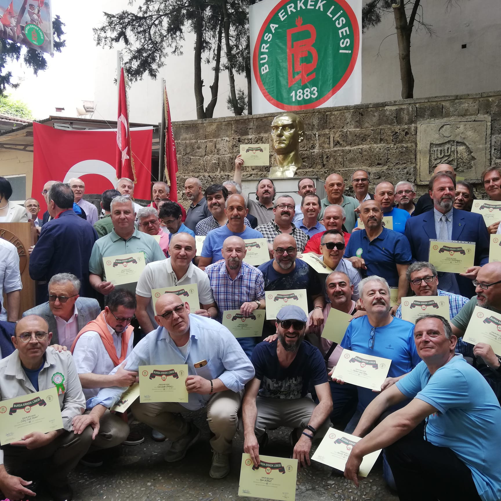 Erkek Liseliler Pilav Günü’nde buluştu