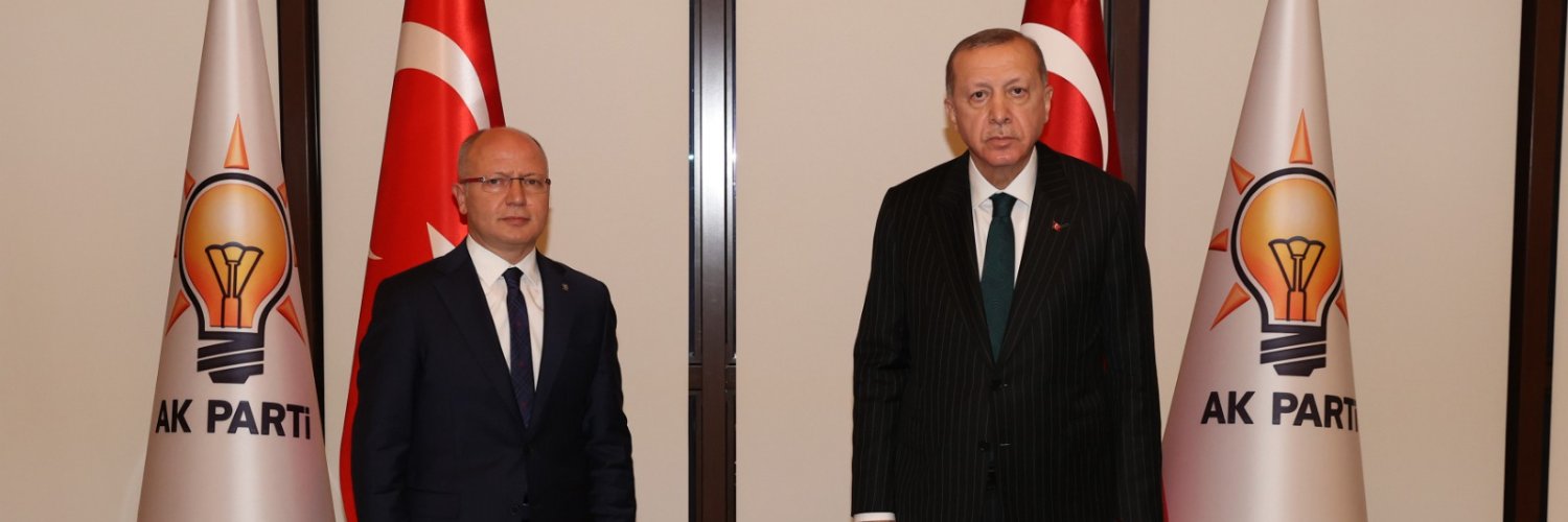 AK Parti'de sürpriz plan değişikliği 3 1. YAZI İÇİN CUMHURBAŞKANI RECEP TAYYİP ERDOĞAN VE AK PARTİ İL BAŞKANI DAVUT GÜRKAN 1