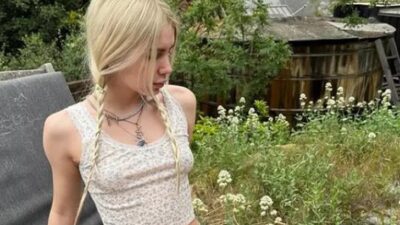 Bikinisi küçük gelince yorum yağdı!