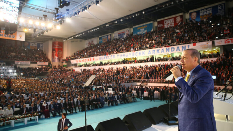 AK Parti’de kurultay hazırlığı mı var? Olay Gazetesi Yazarı Ahmet Emin Yılmaz, AK Parti Genel Merkezi'nden