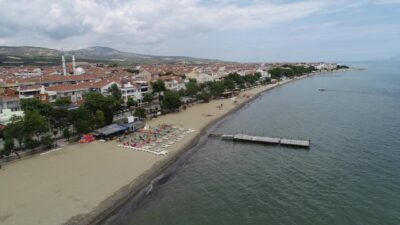 Mavi bayraklı plajları ve doğasıyla misafirlerini ağırlamaya hazır…