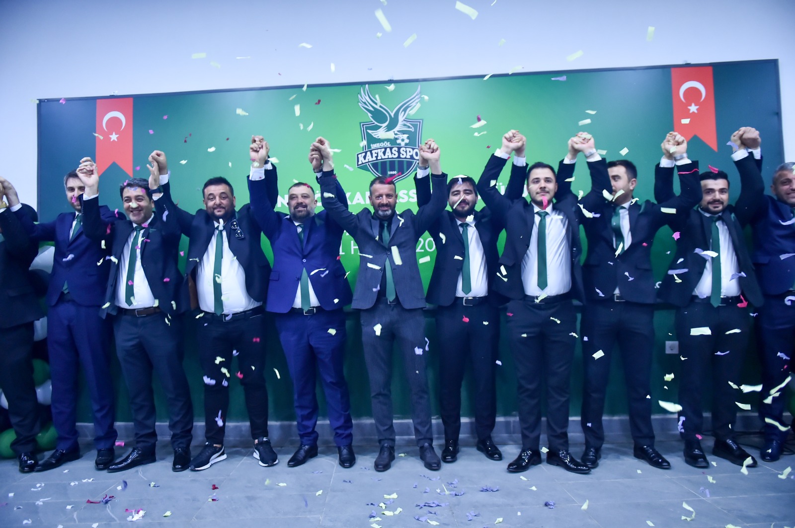 Bursa’nın 3.Lig’deki yeni ekibi yönetimini seçti! Bursa’nın 3.Lig’deki yeni ekibi yönetimini seçti!