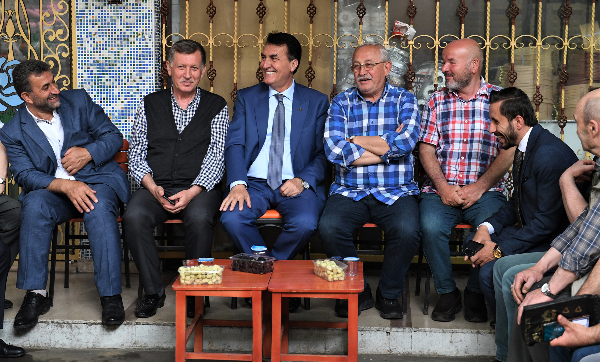 Başkan Dündar Reyhan esnafı ile buluştu