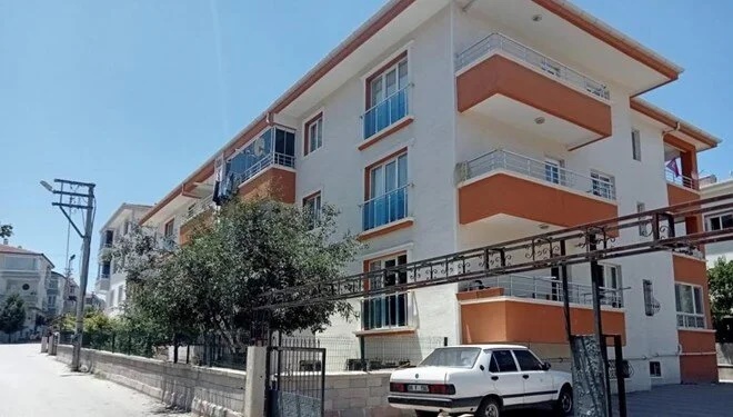 Tartıştığı annesini öldürdü: Katil evlat eve kadın kılığında girmiş!