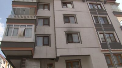 Bir kişi tartıştığı babasını bıçaklayarak öldürdü, annesini yaraladı