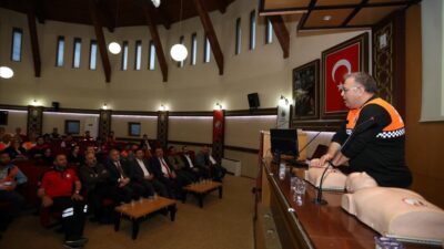 İnegöl protokolü ilk yardım eğitimi aldı