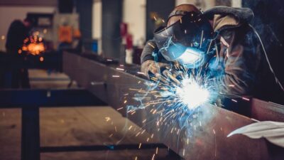 Ülkemiz için önemli bir sorun istihdam! İşte Bursa için kalıcı çözüm…