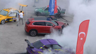 Drift tutkunları, Modifiye Araç Festivali’nde buluştu