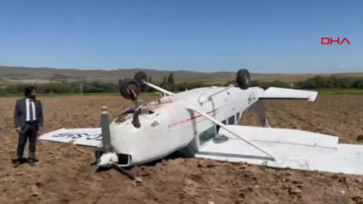Aksaray’da eğitim uçağı düştü!