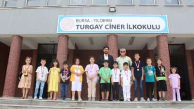 Turgay Ciner İlkokulu’nda karne heyecanı!