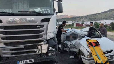 Feci kaza! 1 ölü, 2 yaralı