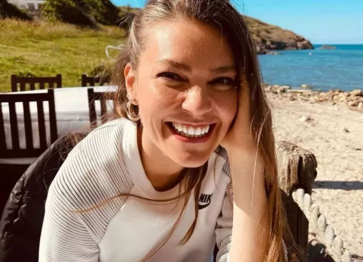 Aslı Enver’den karnı burnunda poz! Tarzına beğeni yağdı!