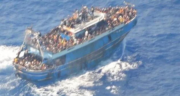 Yunanistan açıklarındaki göçmen teknesi faciası: Ölü sayısı arttı