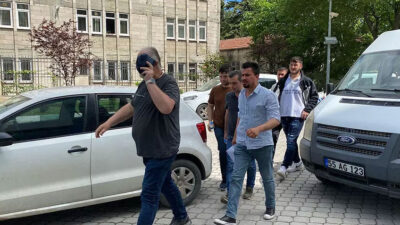 Müstehcen çocuk görüntüsü operasyonu! Öğretim üyesine ev hapsi