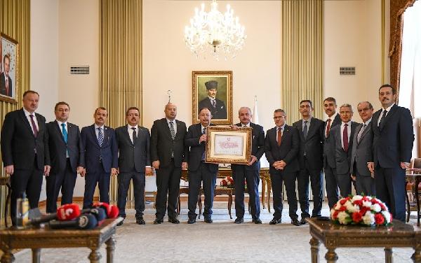 Cumhurbaşkanı Erdoğan’ın mazbatası teslim edildi