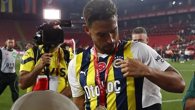 Fenerbahçe 5 yıldızlı armayı tescilledi