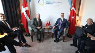 Bakan Fidan, Londra’da mevkidaşlarıyla görüşmeler gerçekleştirdi