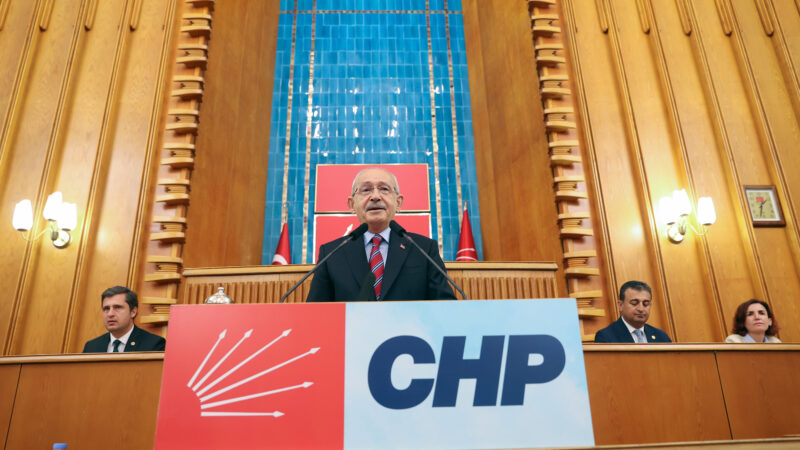 Kemal Kılıçdaroğlu: ‘Değişimin önünü açacağım’ CHP Genel Başkanı Kemal Kılıçdaroğlu, cumhurbaşkanı seçim sonuçlarına ilişkin ''Bir