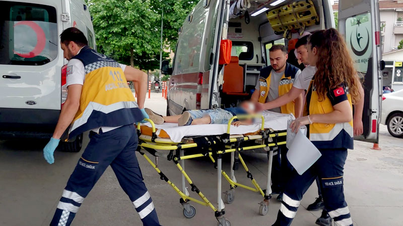 Bursa’da feci kaza! Yolun karşısına geçerken… Bursa’da feci kaza! Yolun karşısına geçerken…