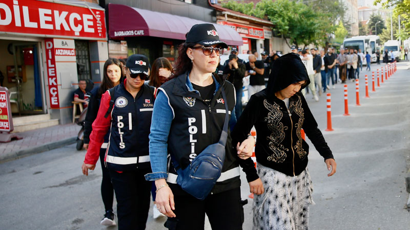 Bursa dahil 3 ilde dolandırıcılık operasyonu: Çok sayıda gözaltı