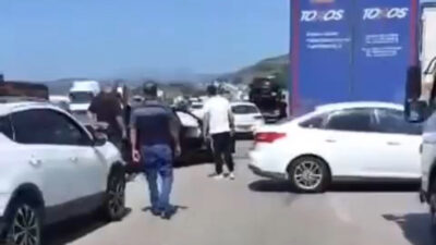 Bursa’da zincirleme kaza! 11 araç birbirine girdi