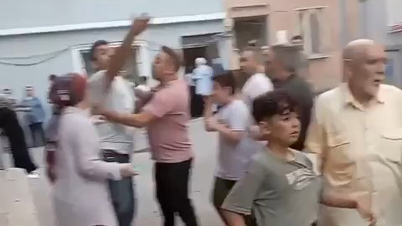 Görüntüler Bursa’dan… Birbirlerine girdiler