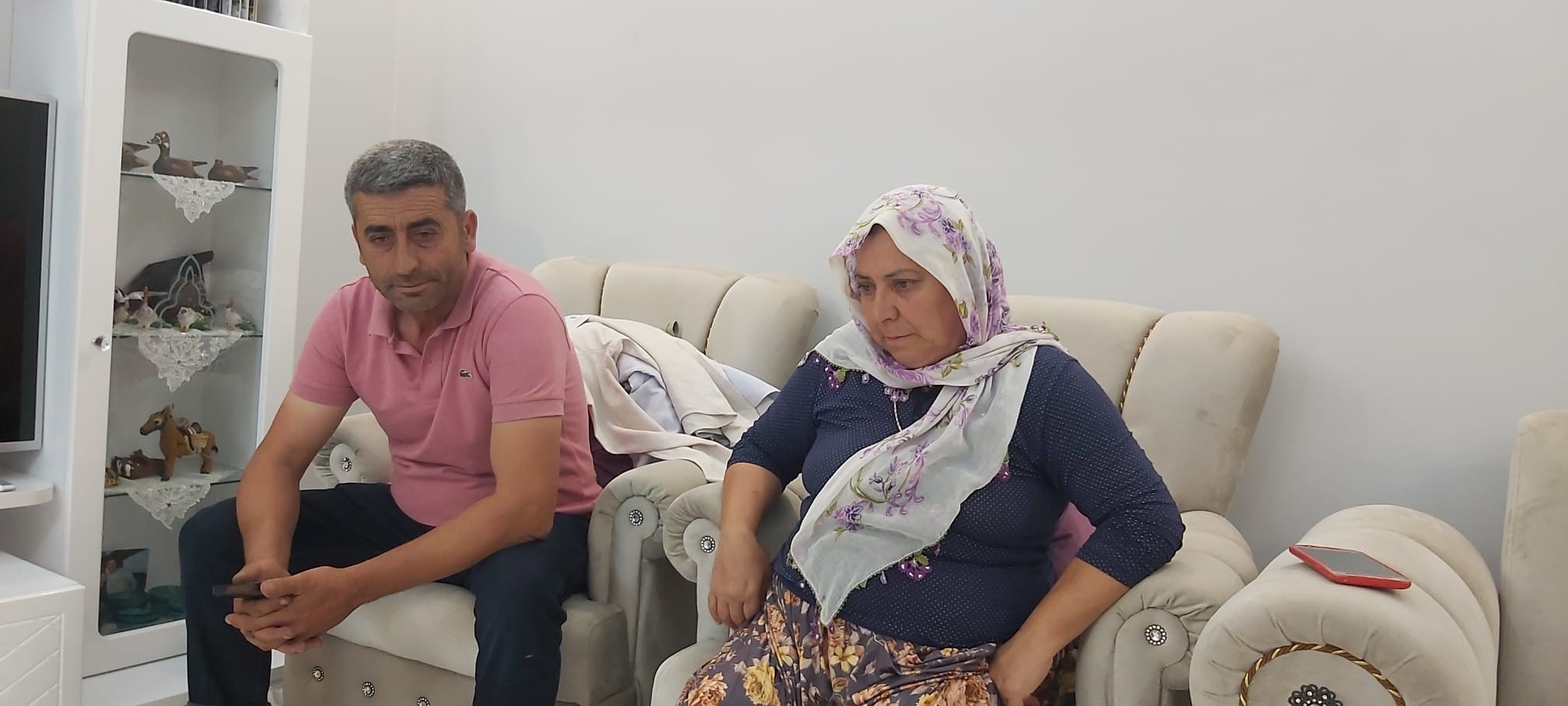 Bursa'da hırsızlar elleriyle koymuş gibi buldukları 1,5 milyonluk ziynetlerle kayıplara karıştı 2 AW922359 03
