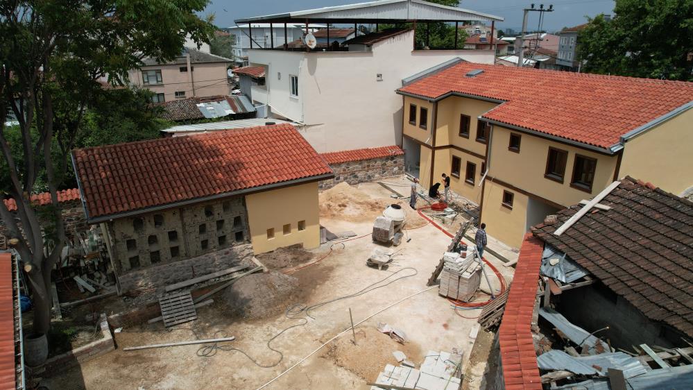 Bursa'da bu evi görenler şaşırıyor! 8 AW922742 12